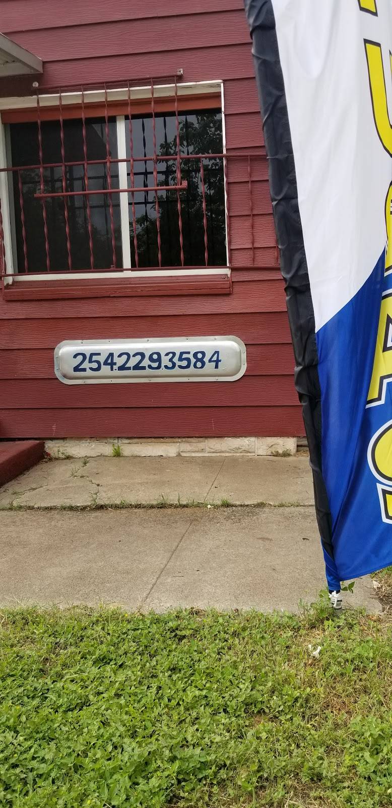 Pupuseria Mix | restaurant | 2025 Proctor Ave, Waco, TX 76708, USA | 2542293584 OR +1 254-229-3584