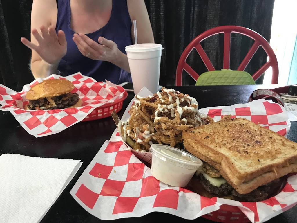 Flos Burger Diner | restaurant | 19322 E Admiral Pl, Catoosa, OK 74015, USA | 9187394858 OR +1 918-739-4858