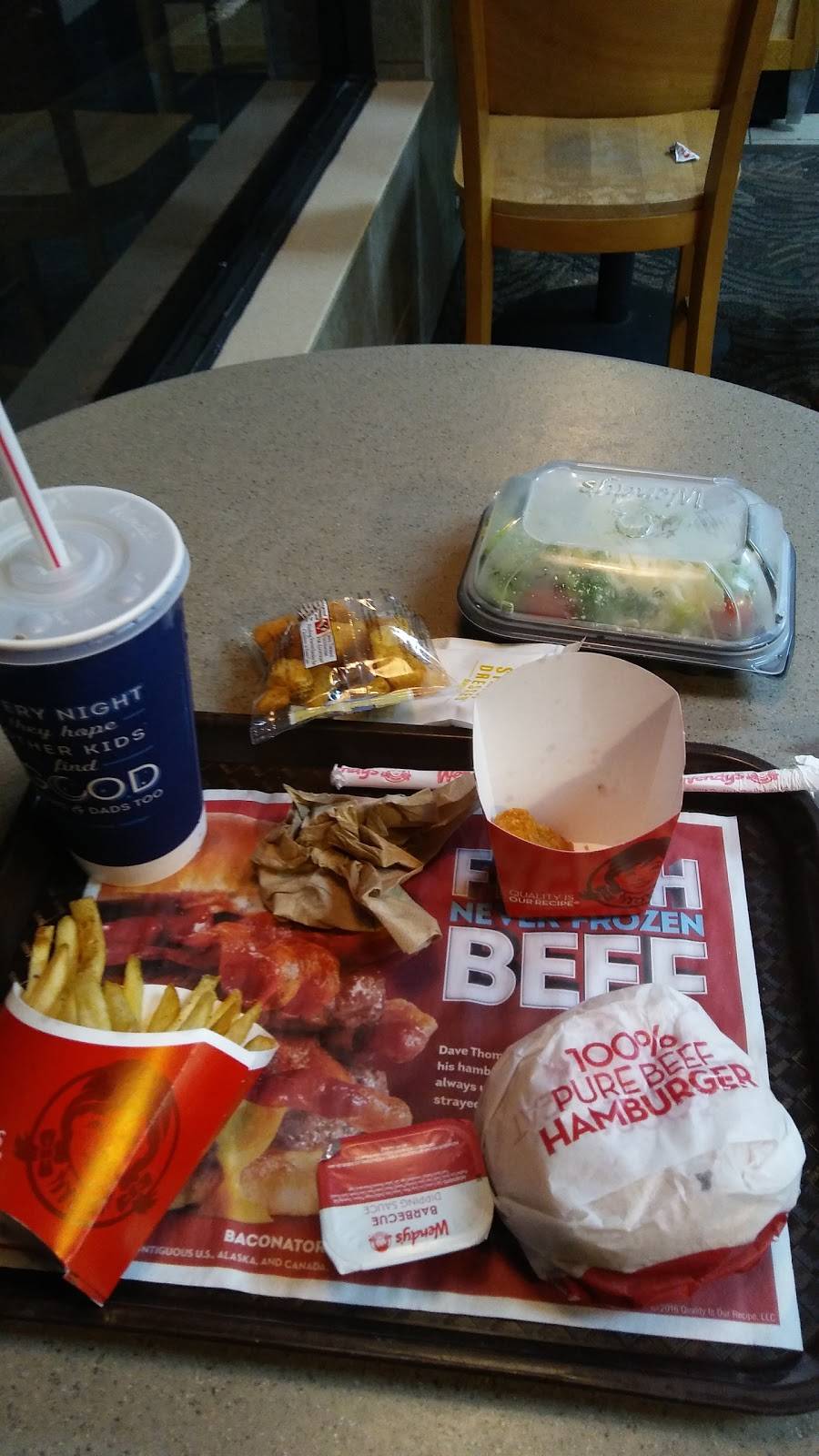 Wendys | restaurant | 2801 Davie Blvd, Fort Lauderdale, FL 33312, USA | 9547926055 OR +1 954-792-6055