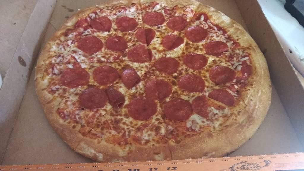 Little Caesars Pizza | meal takeaway | 7633 Michigan Ave, Detroit, MI 48210, USA | 3138436262 OR +1 313-843-6262