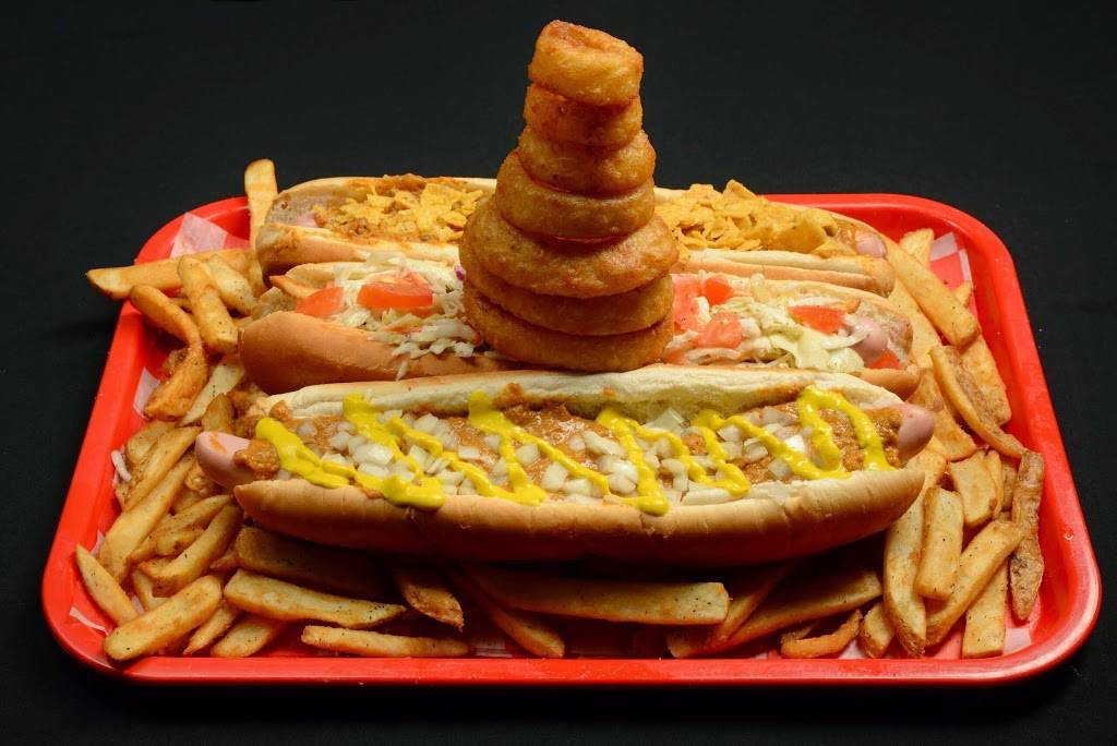 Dog Central | restaurant | 111 E Michigan St, Mt Pleasant, MI 48858, USA | 9893173076 OR +1 989-317-3076