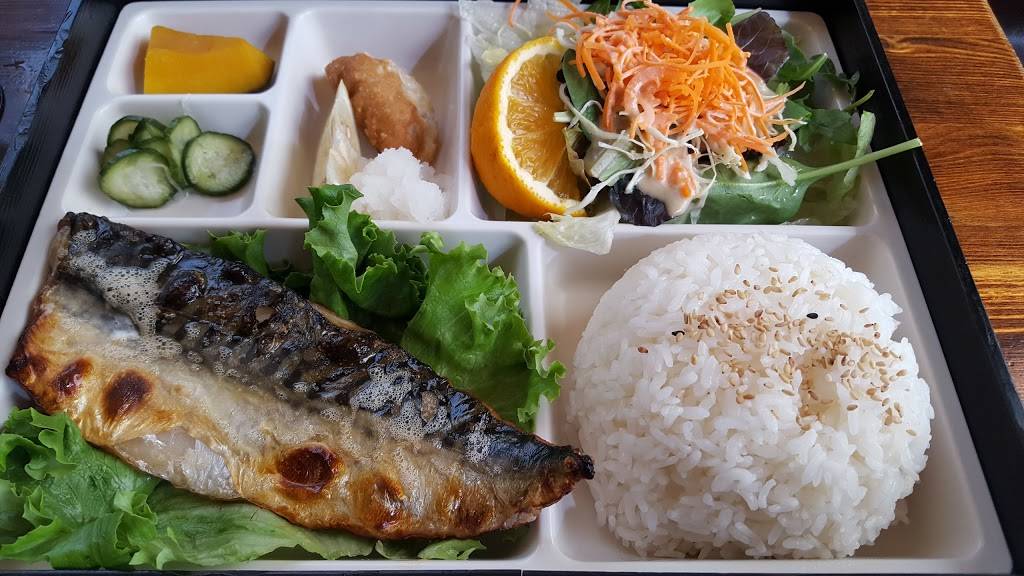 Ahi Ahi Sushi Bar and Grill | restaurant | 45 Auto Center Dr #120, Foothill Ranch, CA 92610, USA | 9496009833 OR +1 949-600-9833