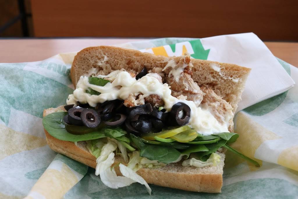Subway | restaurant | 205 Calhoun St, Cincinnati, OH 45219, USA | 5139611030 OR +1 513-961-1030