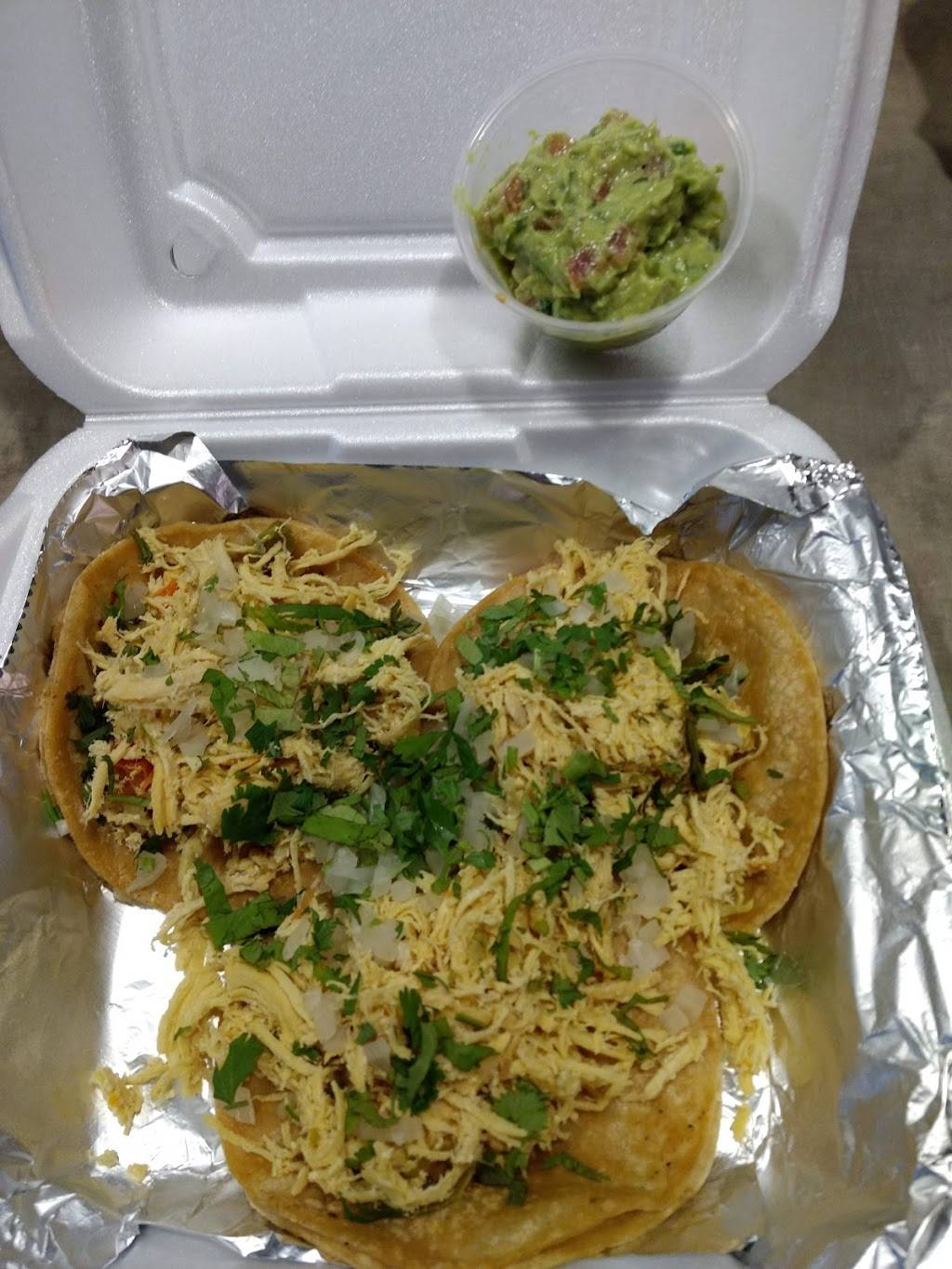 Los Amigos Family Restaurant And Cantina | restaurant | 1415, 103 E Main St, Omro, WI 54963, USA | 9206856778 OR +1 920-685-6778