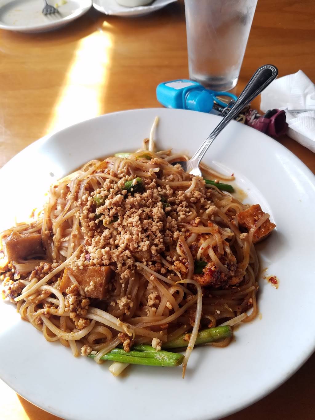 Sushi Z Thai Restaurant | restaurant | 2601 S Stemmons Fwy, Lewisville, TX 75067, USA | 4692938715 OR +1 469-293-8715