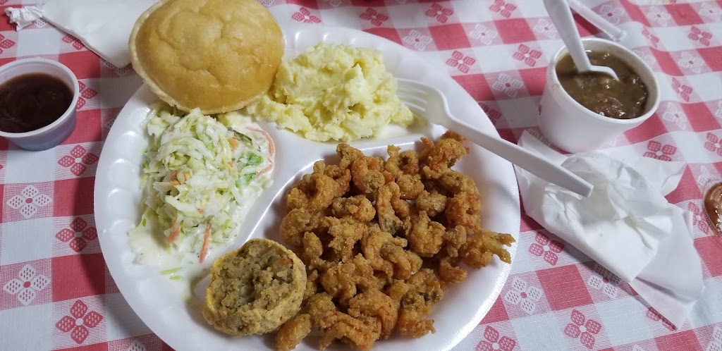 Bernards Cajun Sea-Fry Restaurant | restaurant | 204 Carmen St, Cottonport, LA 71327, USA | 3188762136 OR +1 318-876-2136