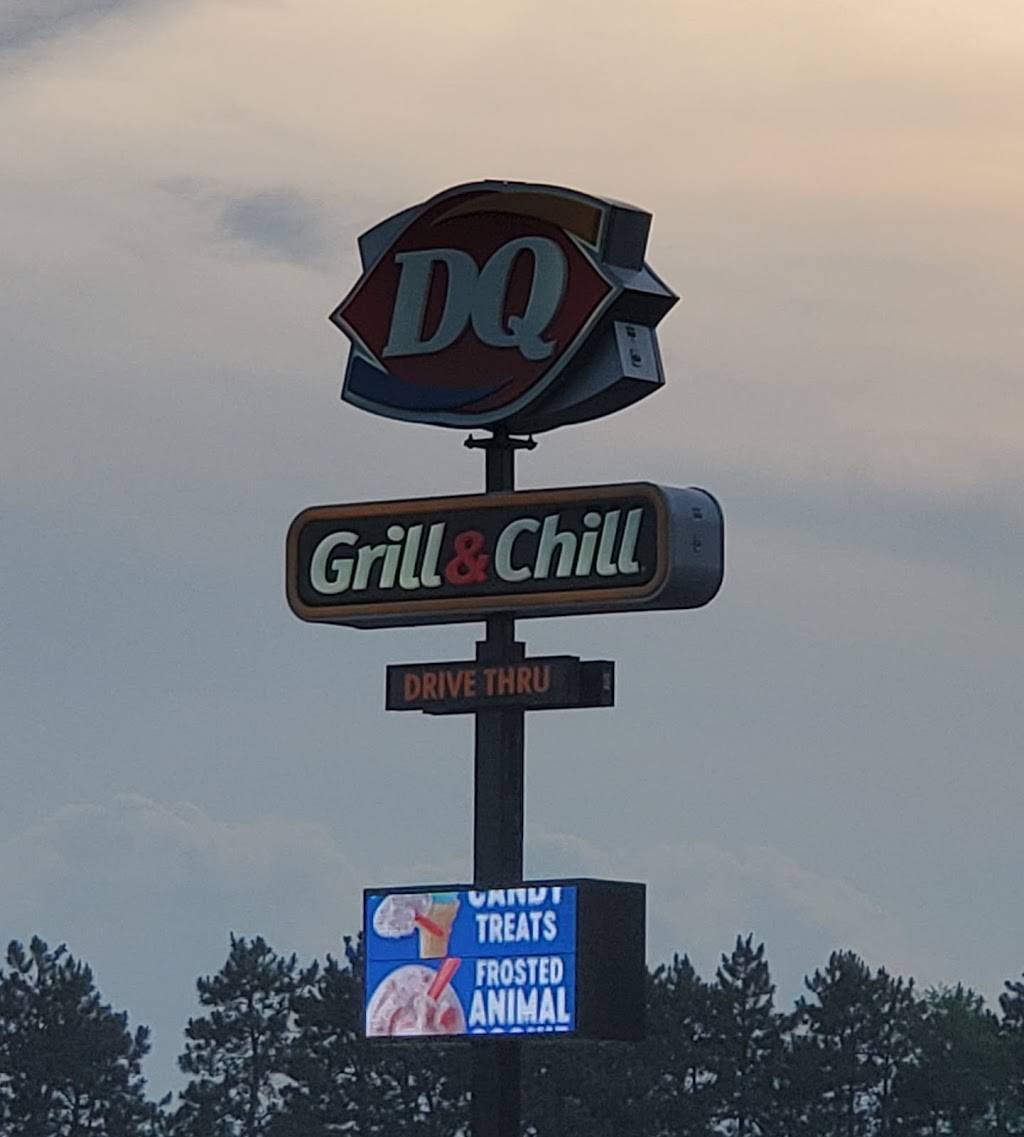 Dairy Queen Grill & Chill | restaurant | 624 S Cedar St, Royalton, MN 56373, USA | 3205848182 OR +1 320-584-8182