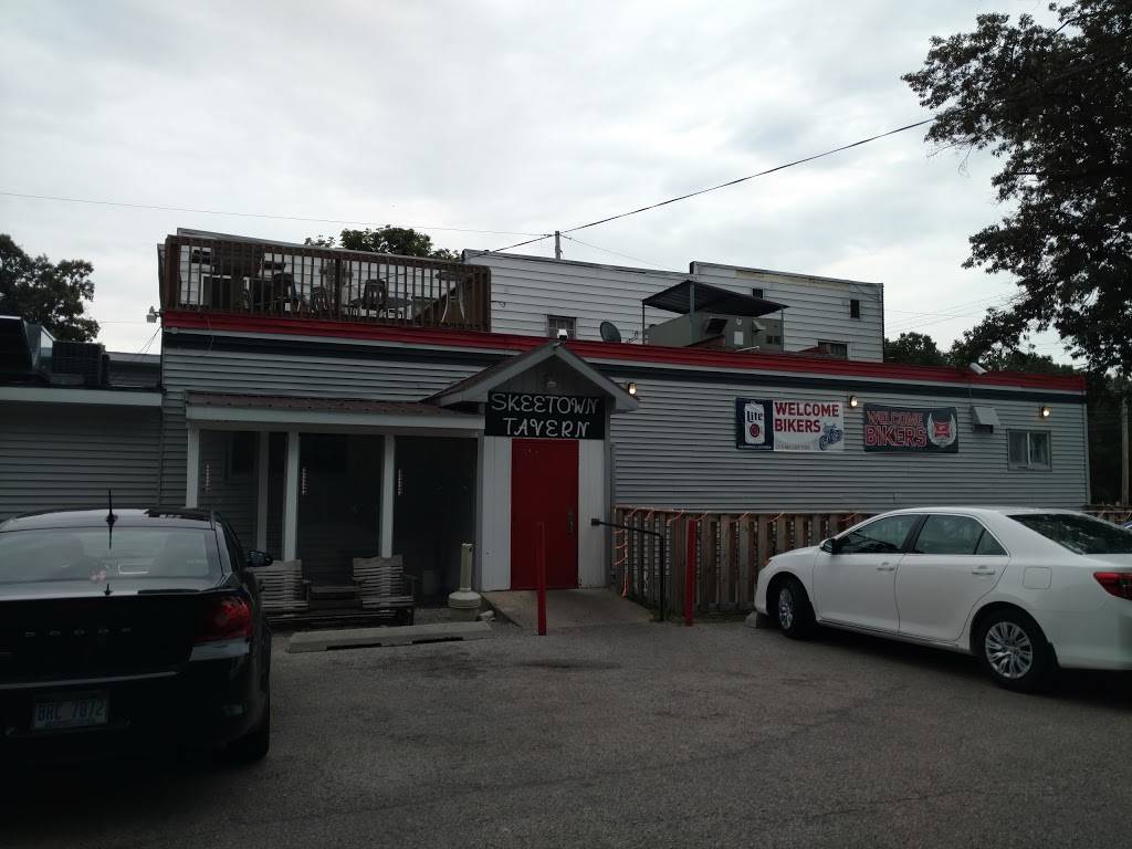 Skeetown Tavern | restaurant | 1308 W Sherman Blvd, Muskegon, MI 49441, USA | 2317556818 OR +1 231-755-6818