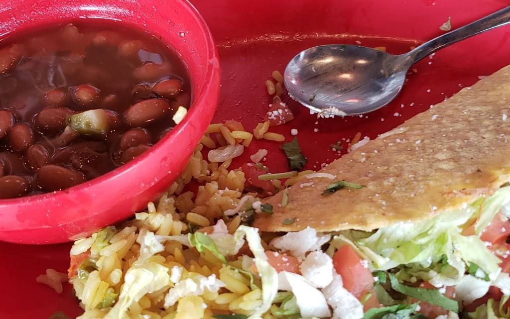 Fuzzys Taco Shop | restaurant | 3996 Central Park Blvd #110, Denver, CO 80238, USA | 3035763228 OR +1 303-576-3228