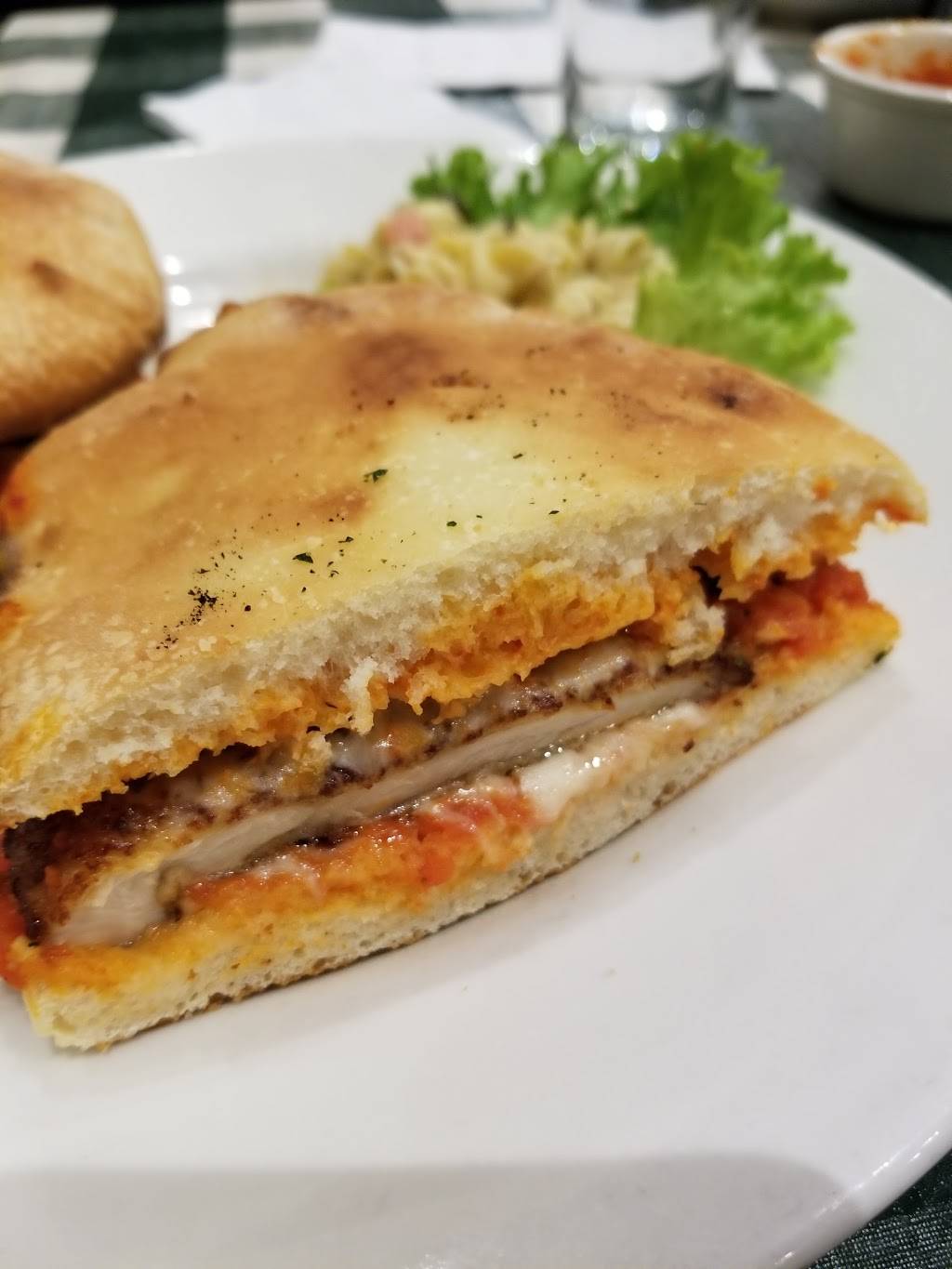 Johnnies New York Pizzeria | meal delivery | 5757 Wilshire Blvd #102, Los Angeles, CA 90036, USA | 3239044880 OR +1 323-904-4880