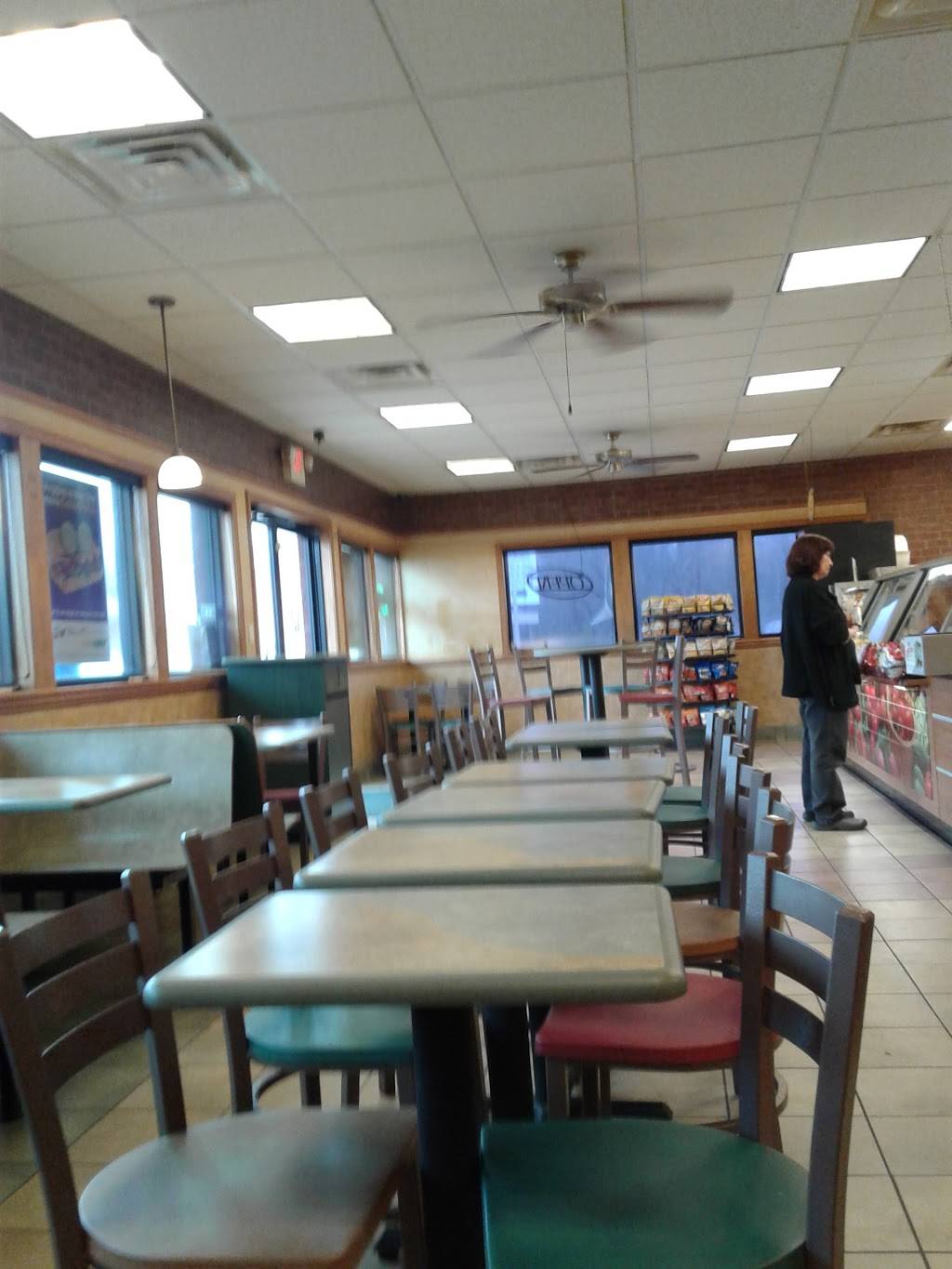 Subway | restaurant | 1029 S Westwood Blvd, Poplar Bluff, MO 63901, USA | 5737279400 OR +1 573-727-9400