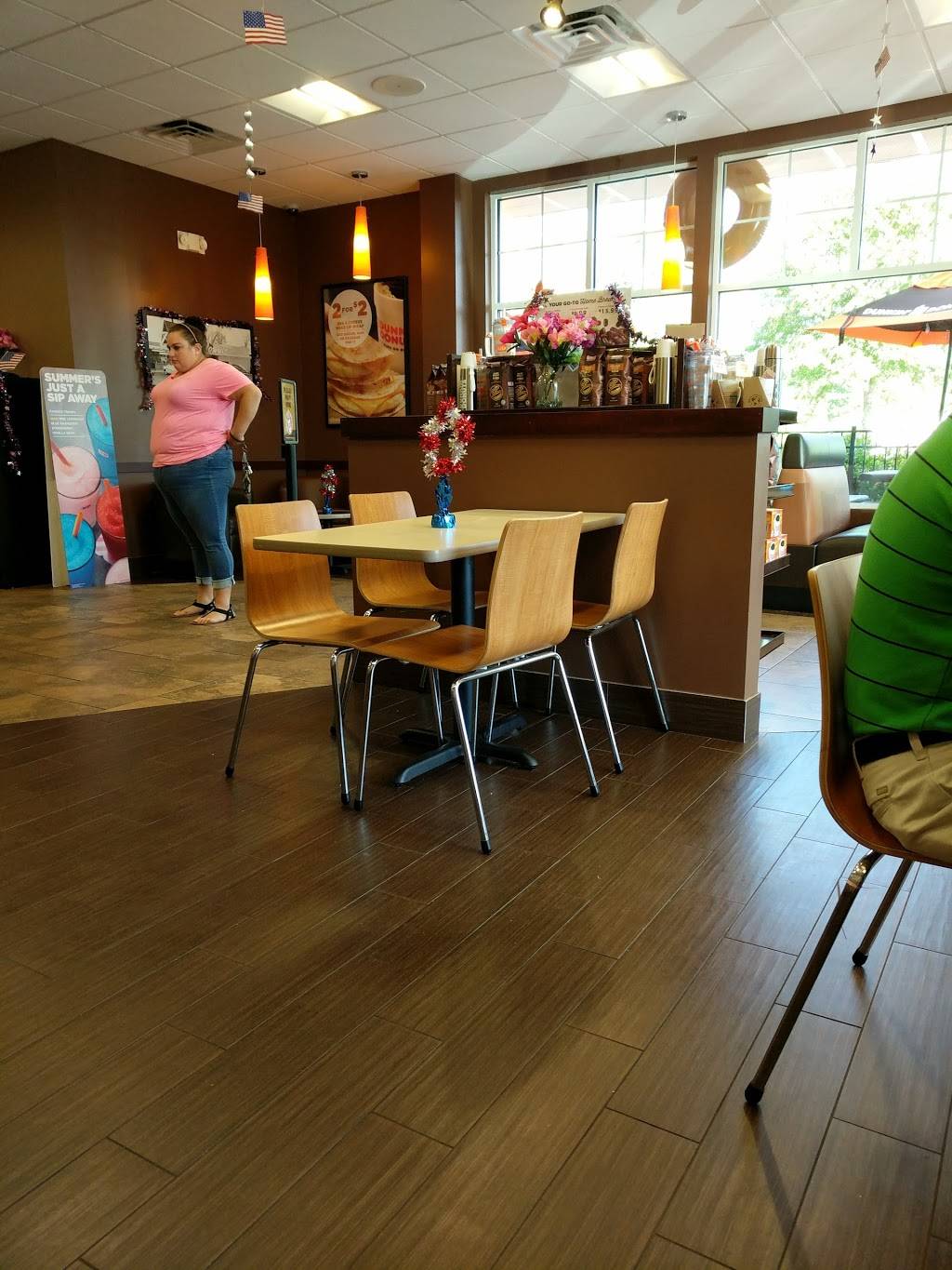 Dunkin | bakery | 103 Park Ave Suite 300, Pooler, GA 31322, USA | 9129883594 OR +1 912-988-3594