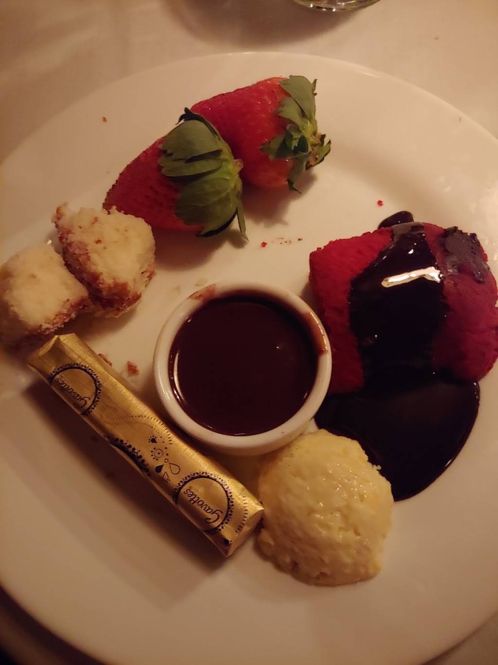 Magnolias at the Mill | restaurant | 198 N 21st St, Purcellville, VA 20132, USA | 5403389800 OR +1 540-338-9800