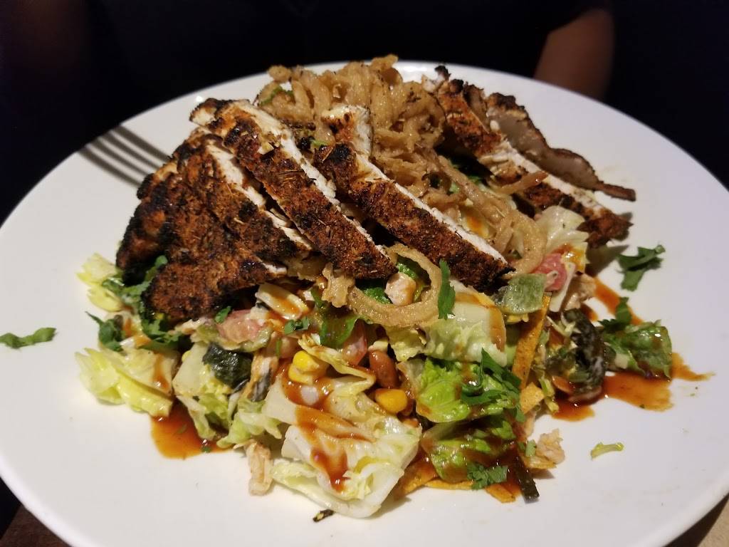 Yard House | restaurant | Burbank - Downtown Burbank, 100 E Palm Ave, Burbank, CA 91502, USA | 8188406700 OR +1 818-840-6700