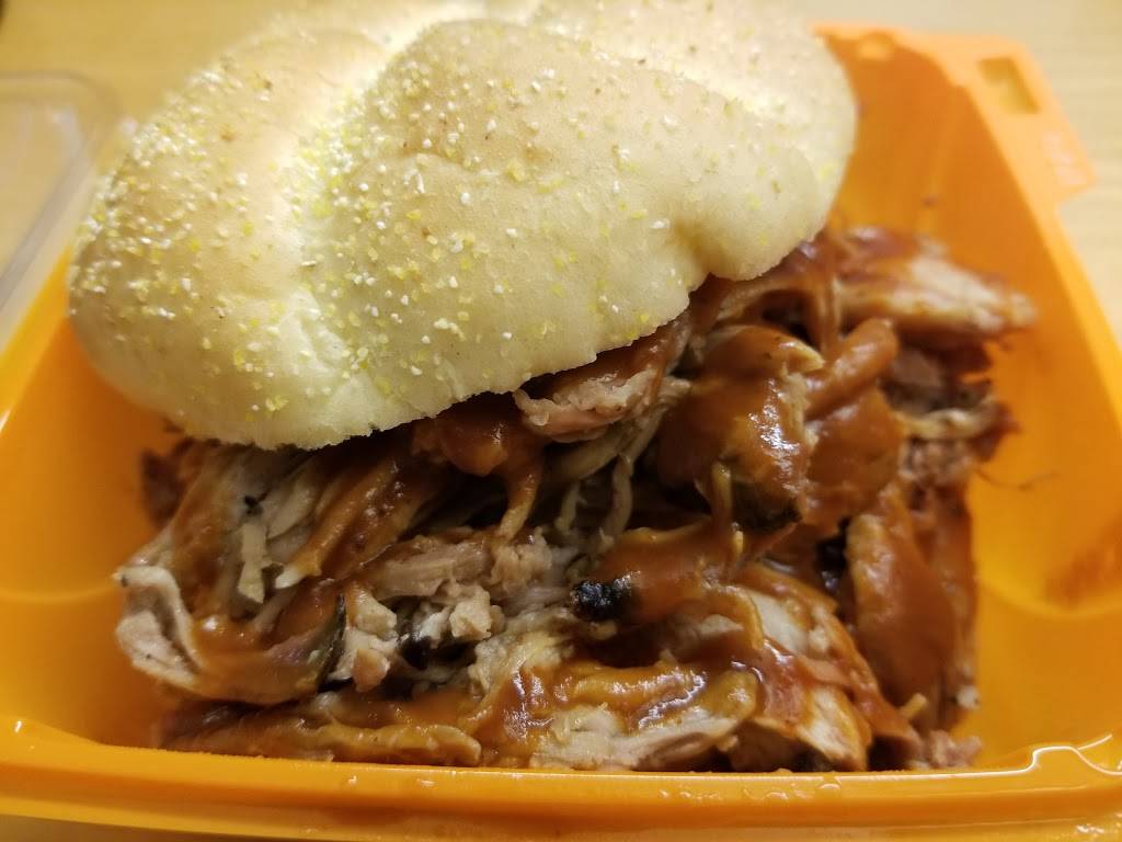 Fat Petes BBQ | restaurant | 801 18th St NW, Washington, DC 20006, USA | 2027303070 OR +1 202-730-3070