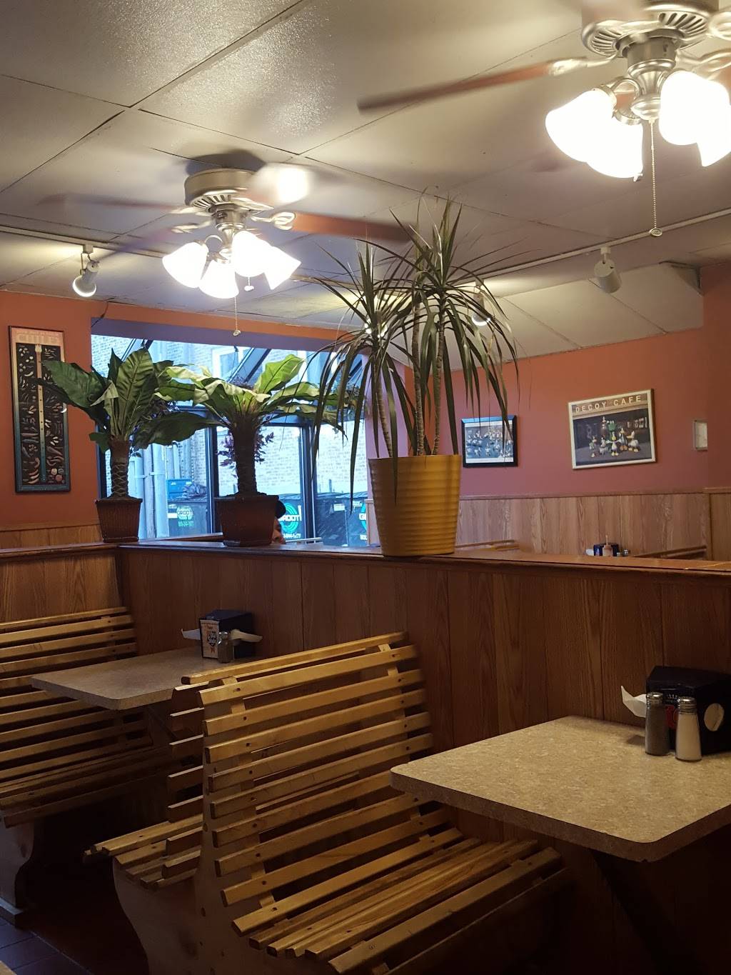 Buffalo Joes | restaurant | 812 Clark St, Evanston, IL 60201, USA | 8473285525 OR +1 847-328-5525