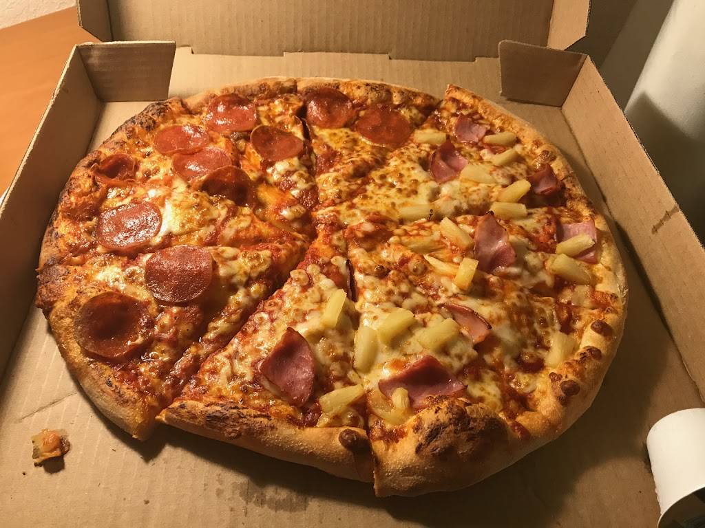 Toppers Pizza | meal delivery | 910 W 10th St #12, Indianapolis, IN 46202, USA | 3176727777 OR +1 317-672-7777