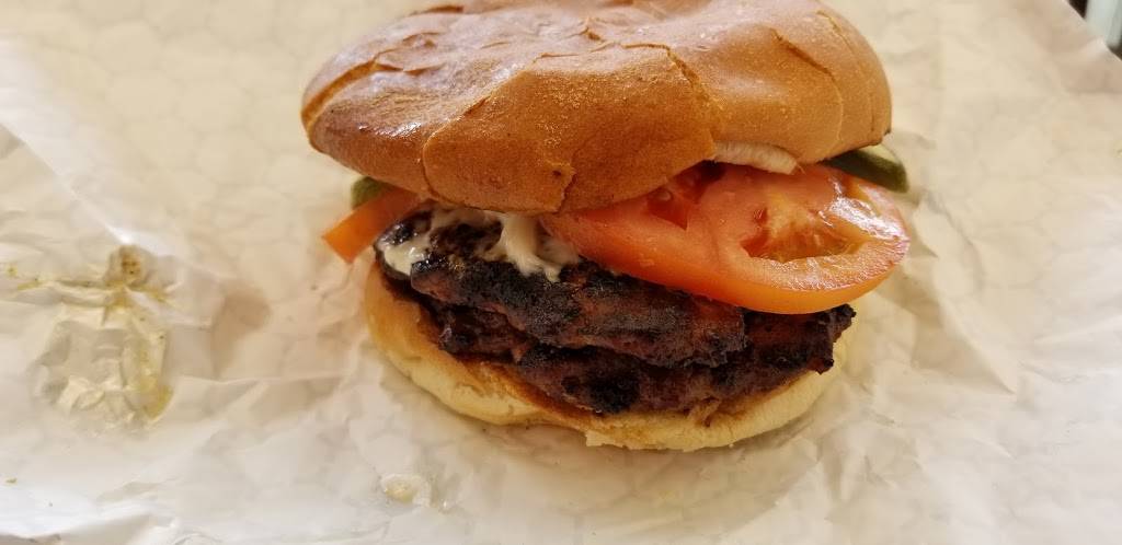 Jumbo Burgers | restaurant | 685 Runnymede Rd, Toronto, ON M6S 3A4, Canada | 4167636961 OR +1 416-763-6961