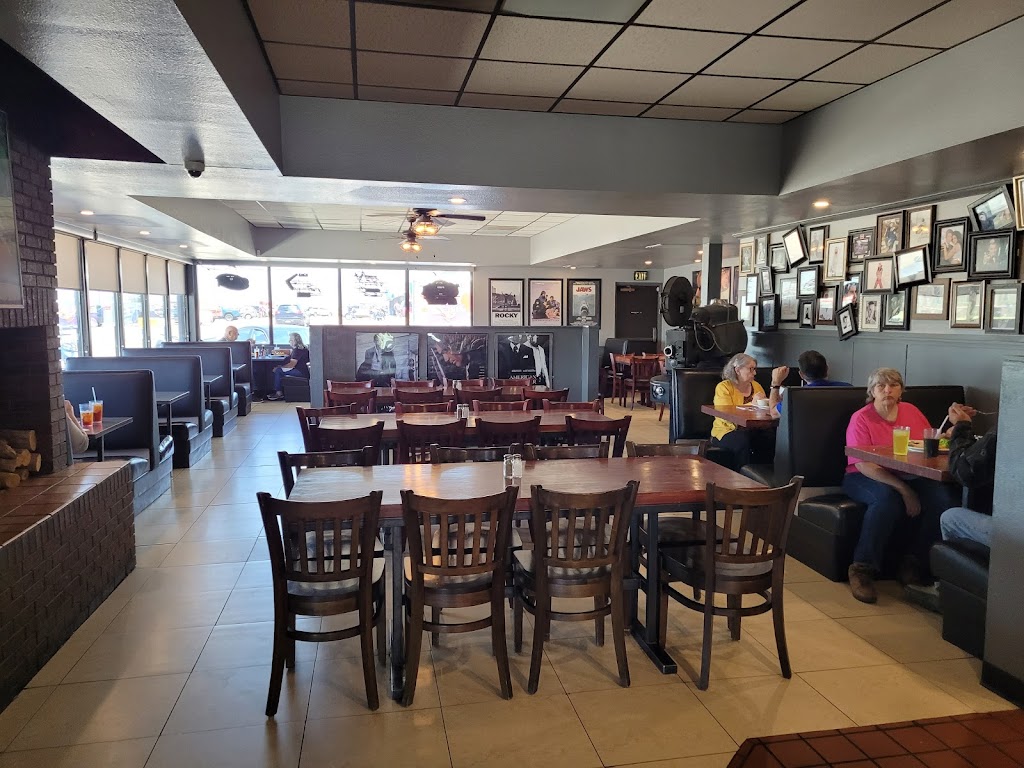 Oscars Bar & Grille | restaurant | 2295 9th St, Limon, CO 80828, USA | 7197752396 OR +1 719-775-2396