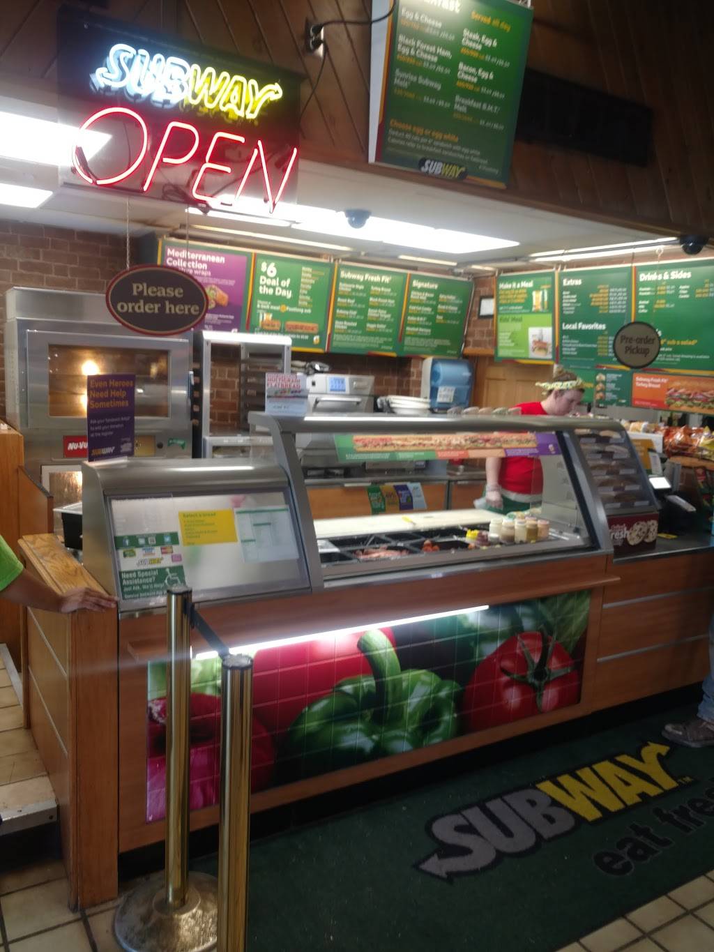 Subway | restaurant | 53 Main St, Orono, ME 04473, USA | 2078663550 OR +1 207-866-3550
