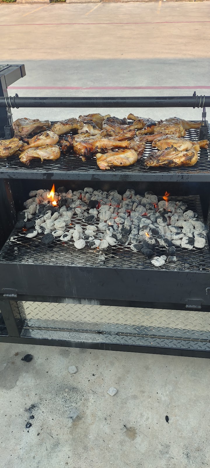 Zippliners Kitchen | restaurant | 1420 Schertz Pkwy Suite 290, Schertz, TX 78154, USA | 2103547144 OR +1 210-354-7144