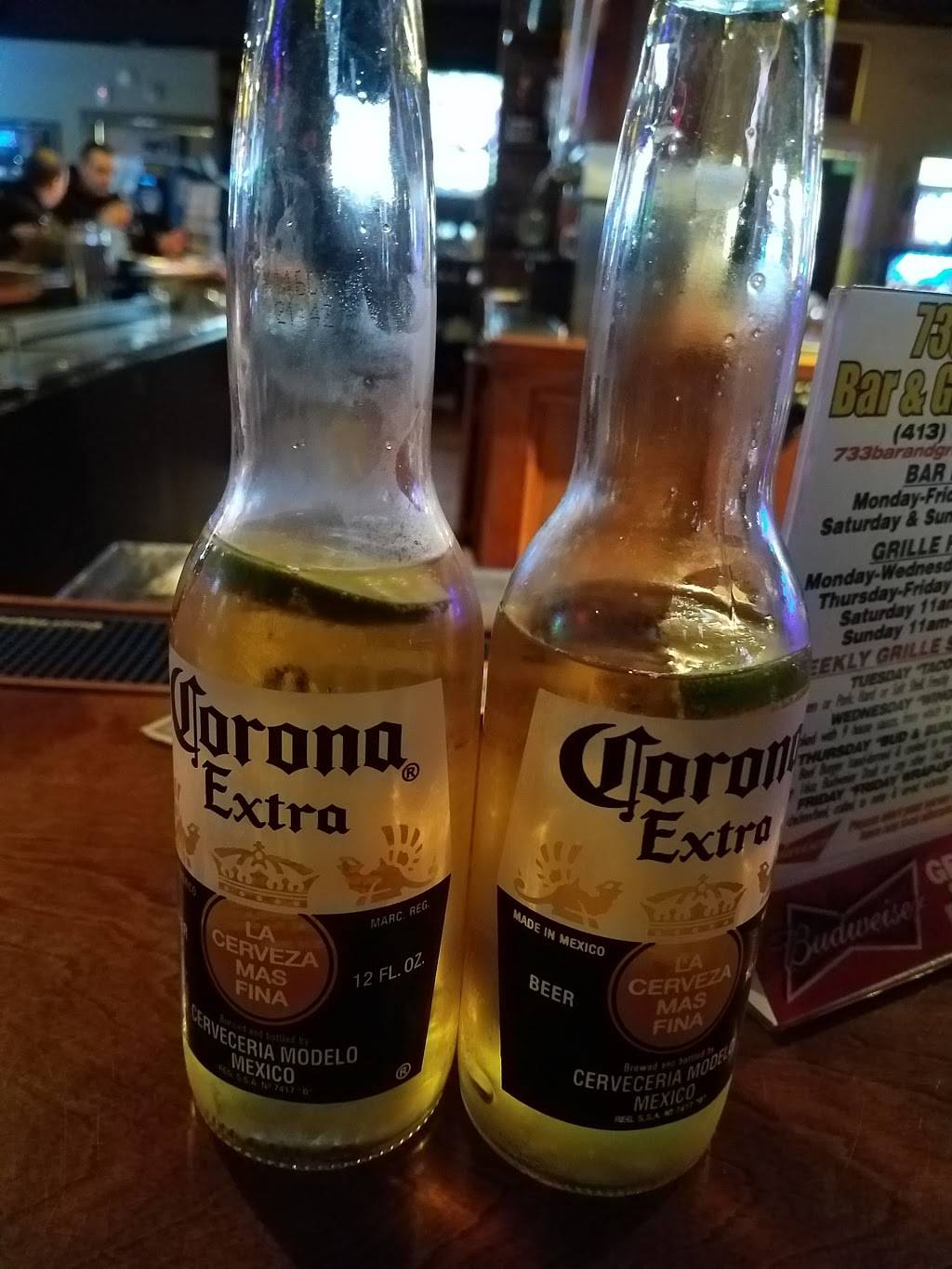 733 Bar & Grille | restaurant | 733 Chicopee St, Chicopee, MA 01013, USA | 4135352151 OR +1 413-535-2151