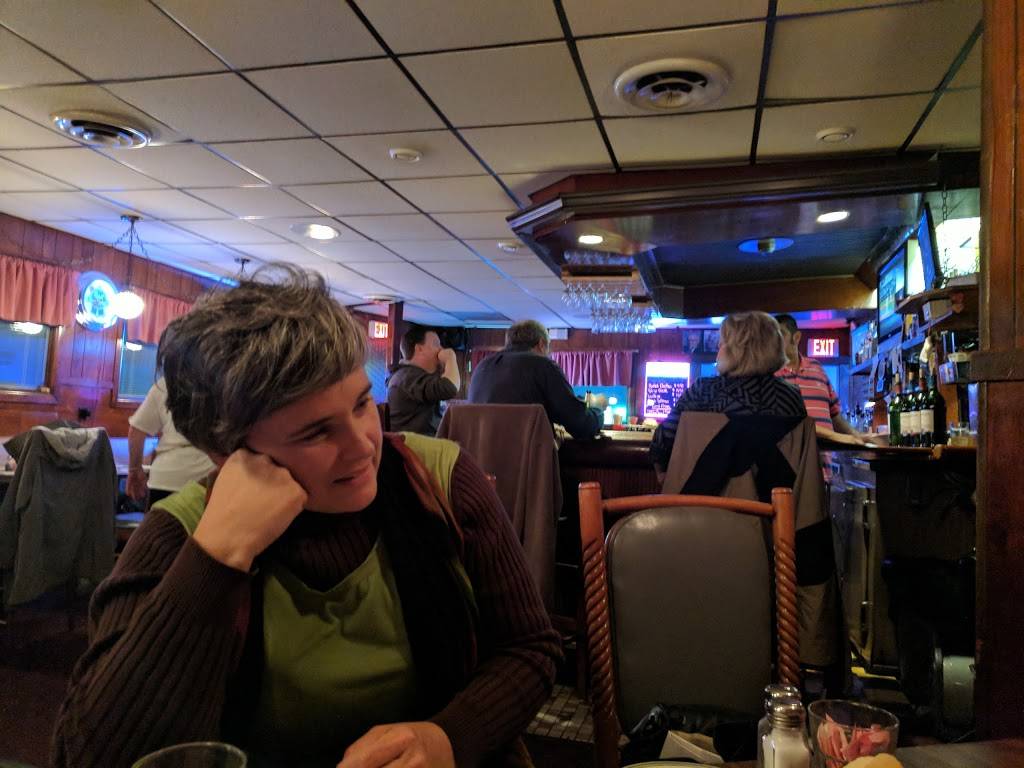 Villa Bleu Tavern & Restaurant | restaurant | 516 Northwest Hwy, Fox River Grove, IL 60021, USA | 8476394500 OR +1 847-639-4500