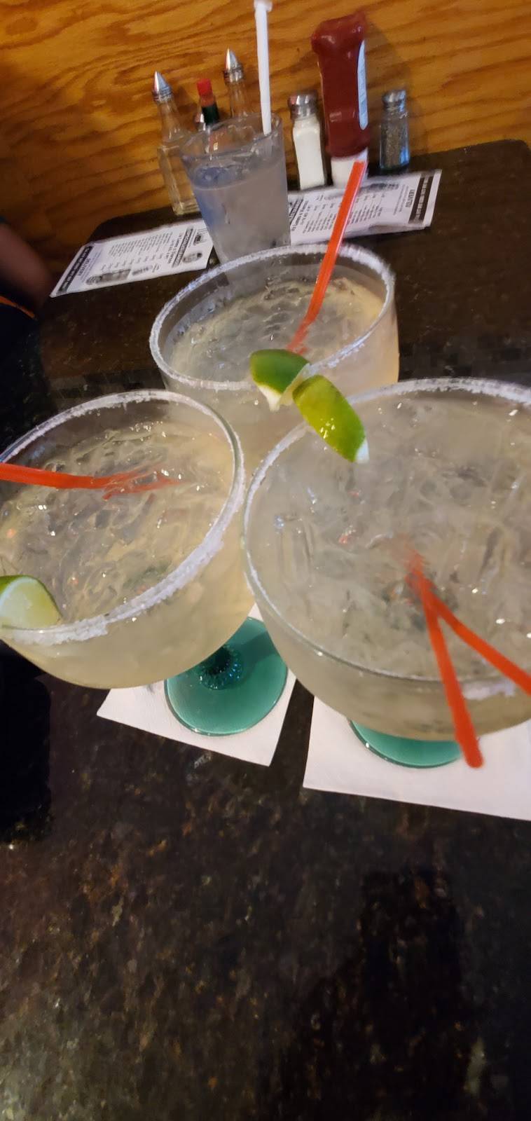 Tu Casa | restaurant | 403 Broadway, Chelsea, MA 02150, USA | 6178870888 OR +1 617-887-0888