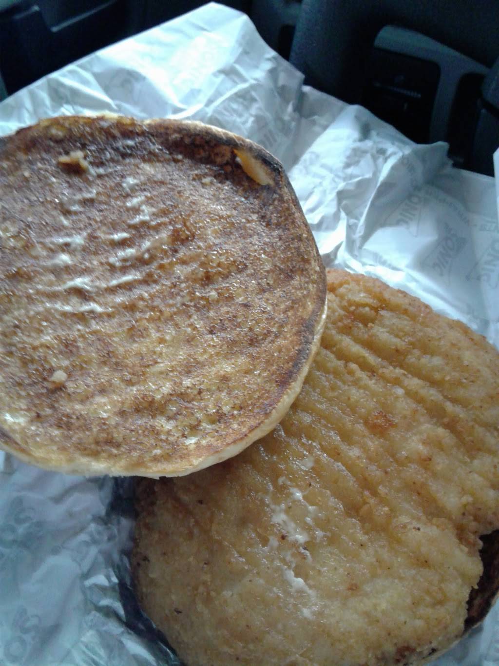 Sonic Drive-In | restaurant | 507 S Main St, Duncanville, TX 75116, USA | 9722983156 OR +1 972-298-3156