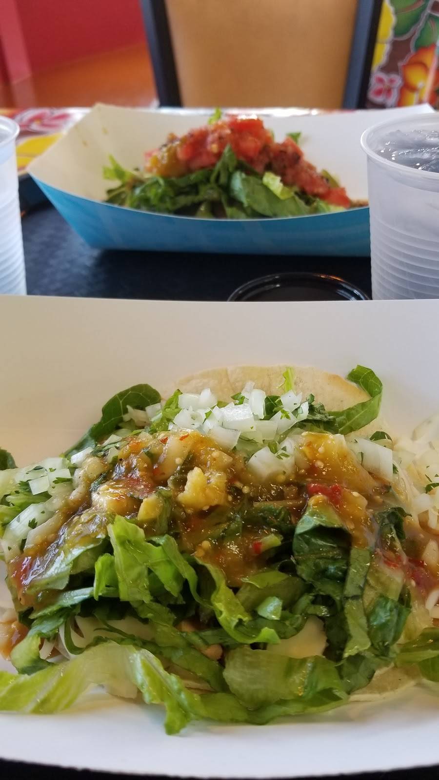 Santiagos Taco Shop | restaurant | 27226 CA-189 #2028, Blue Jay, CA 92317, USA | 9093426446 OR +1 909-342-6446