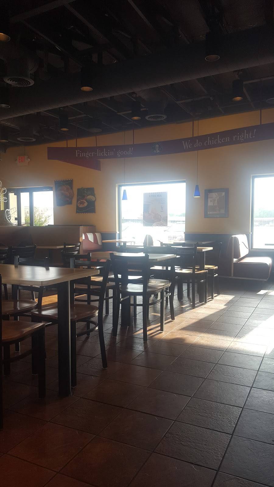 KFC | restaurant | 7180 S Memorial Dr, Tulsa, OK 74133, USA | 9182521476 OR +1 918-252-1476