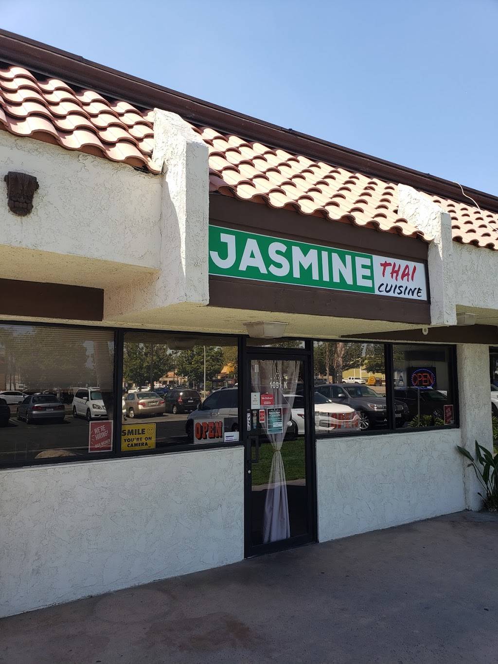 Jasmine Thai Cuisine | restaurant | 1091 S Mt Vernon Ave Unit K, Colton, CA 92324, USA | 9095334456 OR +1 909-533-4456