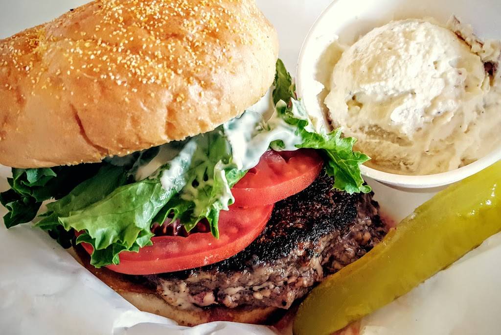 The Railroad Cafe | restaurant | 117 Lowe St, Fort Valley, GA 31030, USA | 4788275252 OR +1 478-827-5252