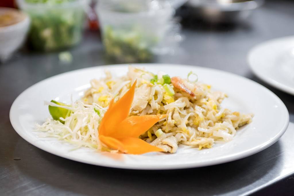 Bangkok Thai Cuisine | restaurant | 5359 Mayfield Rd, Lyndhurst, OH 44124, USA | 4406841982 OR +1 440-684-1982