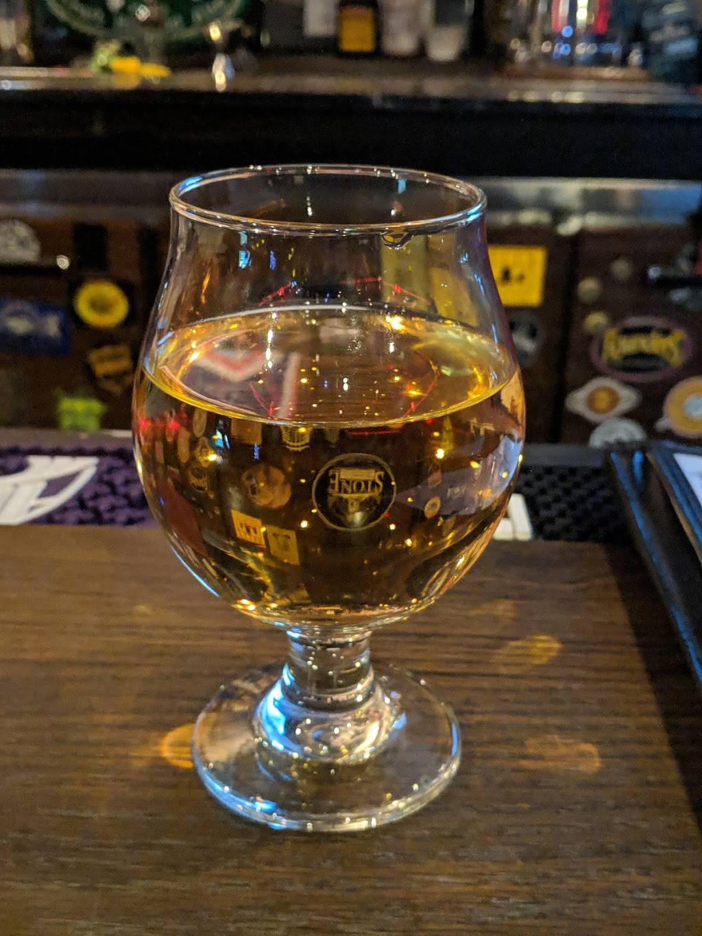 Beer Geeks | restaurant | 3201, 3030 45th St, Highland, IN 46322, USA | 2195139795 OR +1 219-513-9795