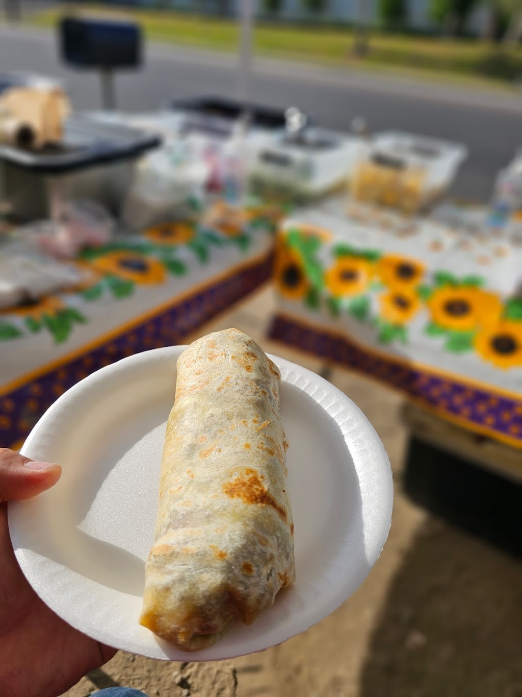 Tacos los gordos | restaurant | 17595 Slover Ave, Bloomington, CA 92316, USA | 3239074235 OR +1 323-907-4235