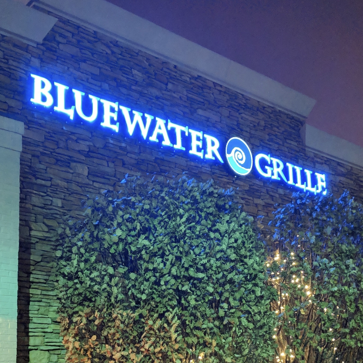Mancys Bluewater Grille | restaurant | 461 W Dussel Dr, Maumee, OH 43537, USA | 4197242583 OR +1 419-724-2583