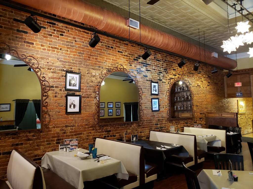 Lucias Cocina Mexicana | restaurant | 208 Market St W, Athens, AL 35611, USA | 2569985451 OR +1 256-998-5451