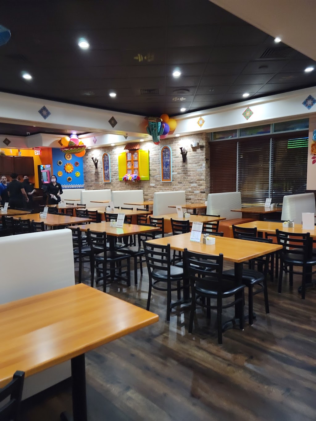 Quates II | restaurant | 9858 Clint Moore Rd #134, Boca Raton, FL 33496, USA | 5619610908 OR +1 561-961-0908