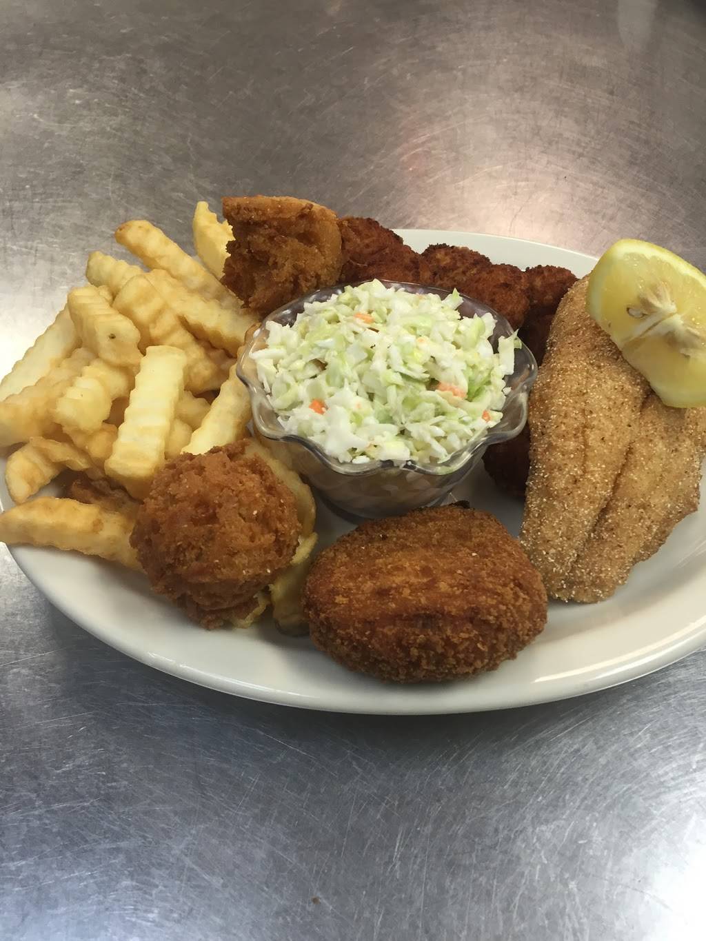 Apple Blossom Café & Catering | restaurant | 409 Cullom St, Clinton, TN 37716, USA | 8654575618 OR +1 865-457-5618