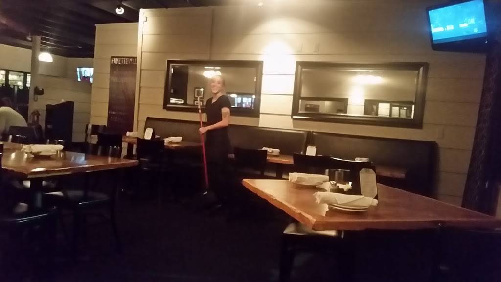 East Side Grill | restaurant | 1838 N Crossover Rd, Fayetteville, AR 72701, USA | 4799664823 OR +1 479-966-4823