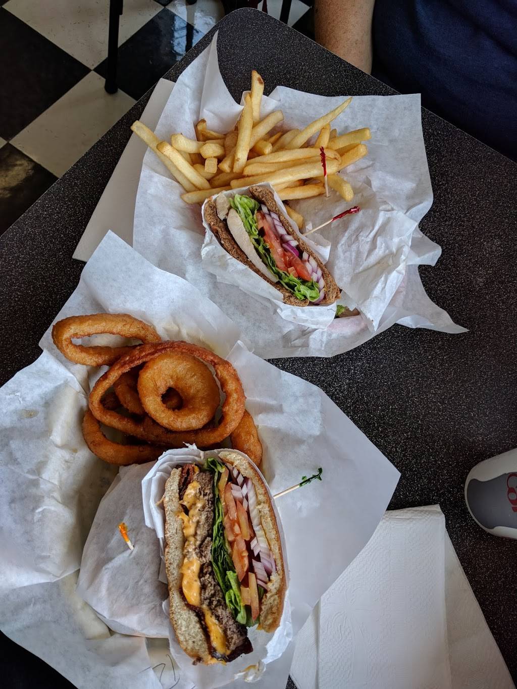 Great American Hamburger | meal takeaway | 35 E Richmond Ave, Richmond, CA 94801, USA | 5102332223 OR +1 510-233-2223