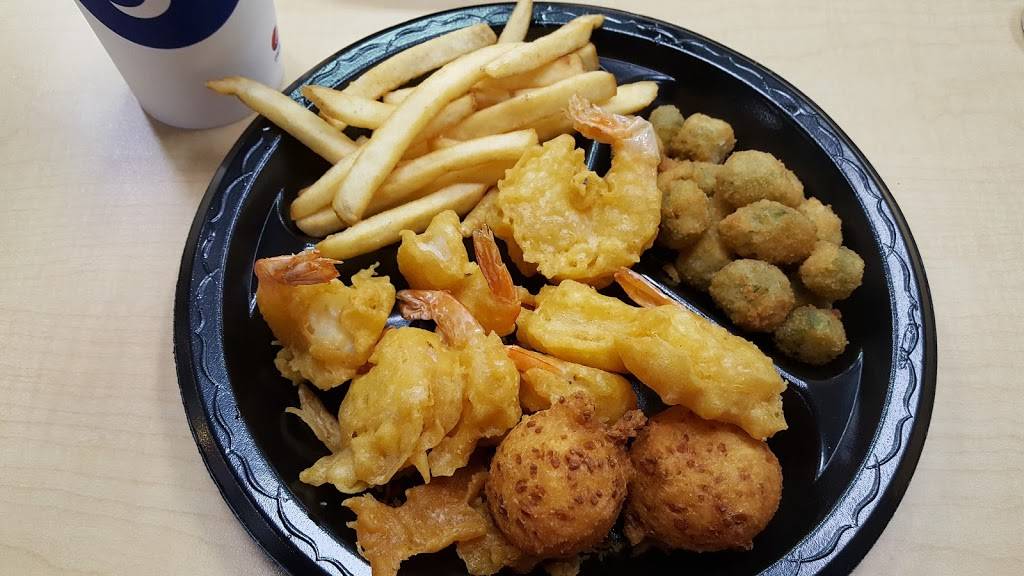 Long John Silvers | restaurant | 211 Forks of the River Pkwy, Sevierville, TN 37862, USA | 8654280717 OR +1 865-428-0717