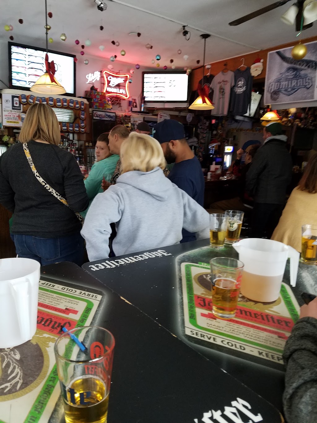 Fat Daddys | restaurant | 120 W National Ave, Milwaukee, WI 53204, USA | 4143470524 OR +1 414-347-0524