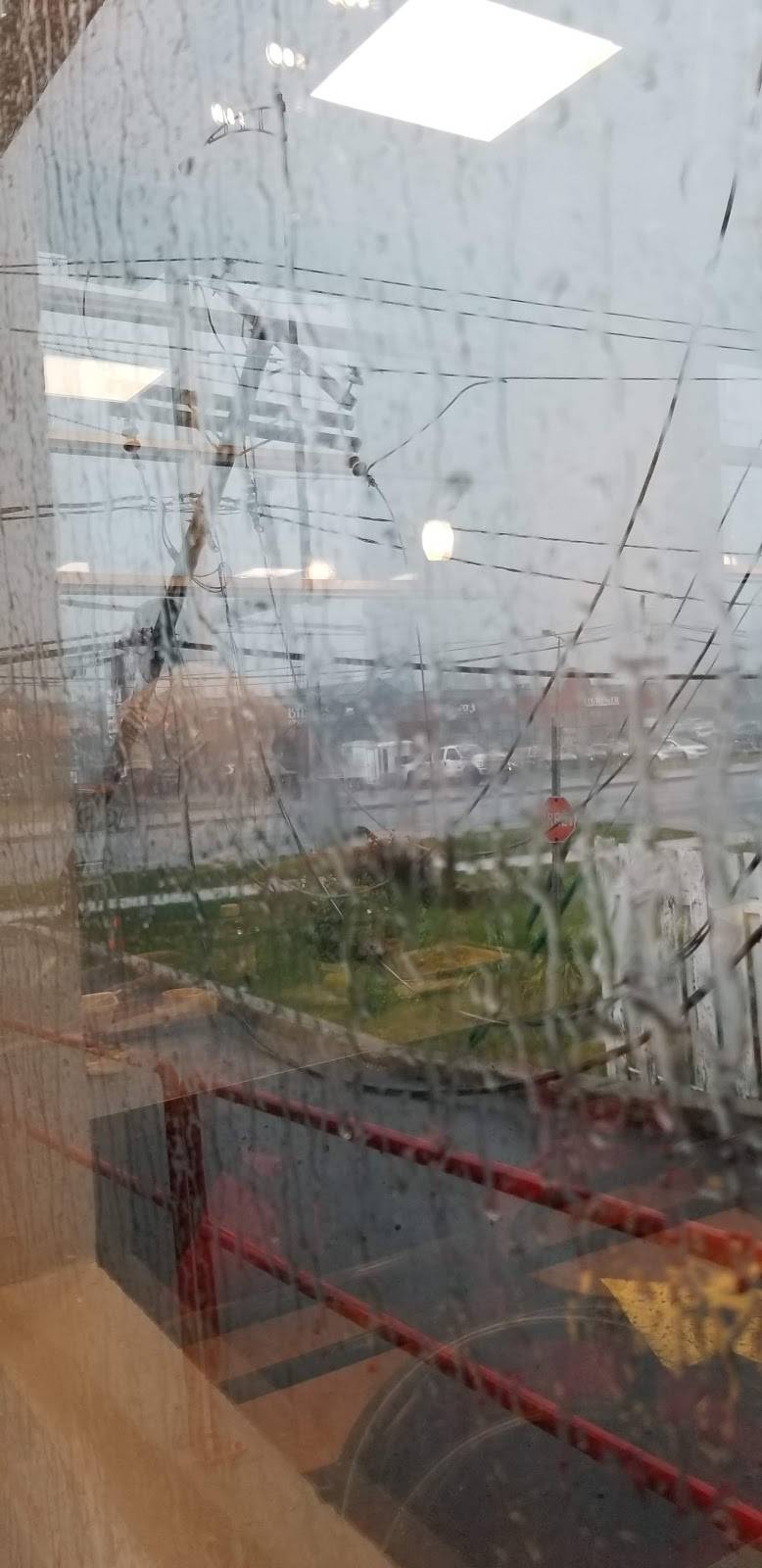 Au Coq | restaurant | 2370 Chemin Gascon, Terrebonne, QC J6X 3A5, Canada | 4509644419 OR +1 450-964-4419