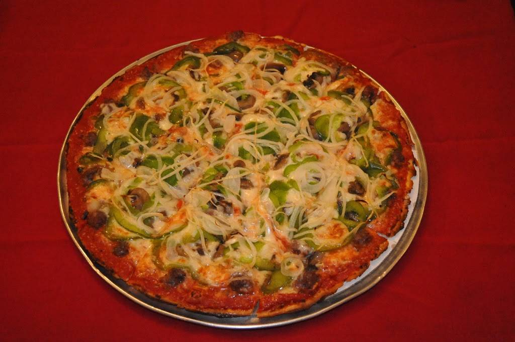 Quonset Pizza | meal delivery | 2602 Grand Ave, Waukegan, IL 60085, USA | 8476237115 OR +1 847-623-7115