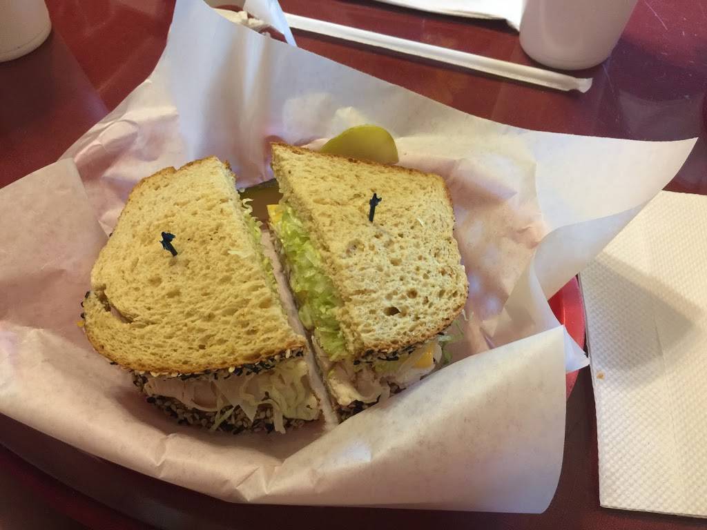 Maximillians Cafe | restaurant | 1695 10th St, Sarasota, FL 34236, USA | 9413300245 OR +1 941-330-0245