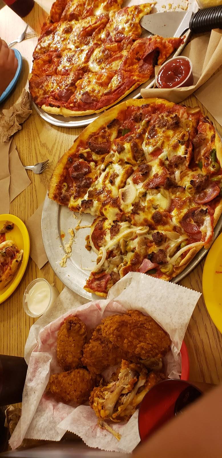 Pizza Factory | meal takeaway | 116 E Main St, Arcadia, WI 54612, USA | 6083233636 OR +1 608-323-3636