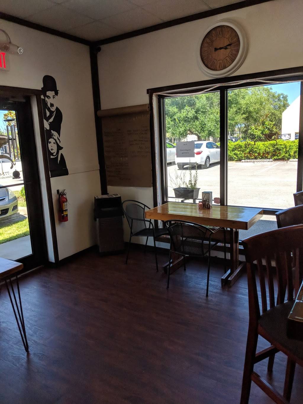 Palato Cafe | restaurant | 915 17th St, Vero Beach, FL 32960, USA | 7726434975 OR +1 772-643-4975