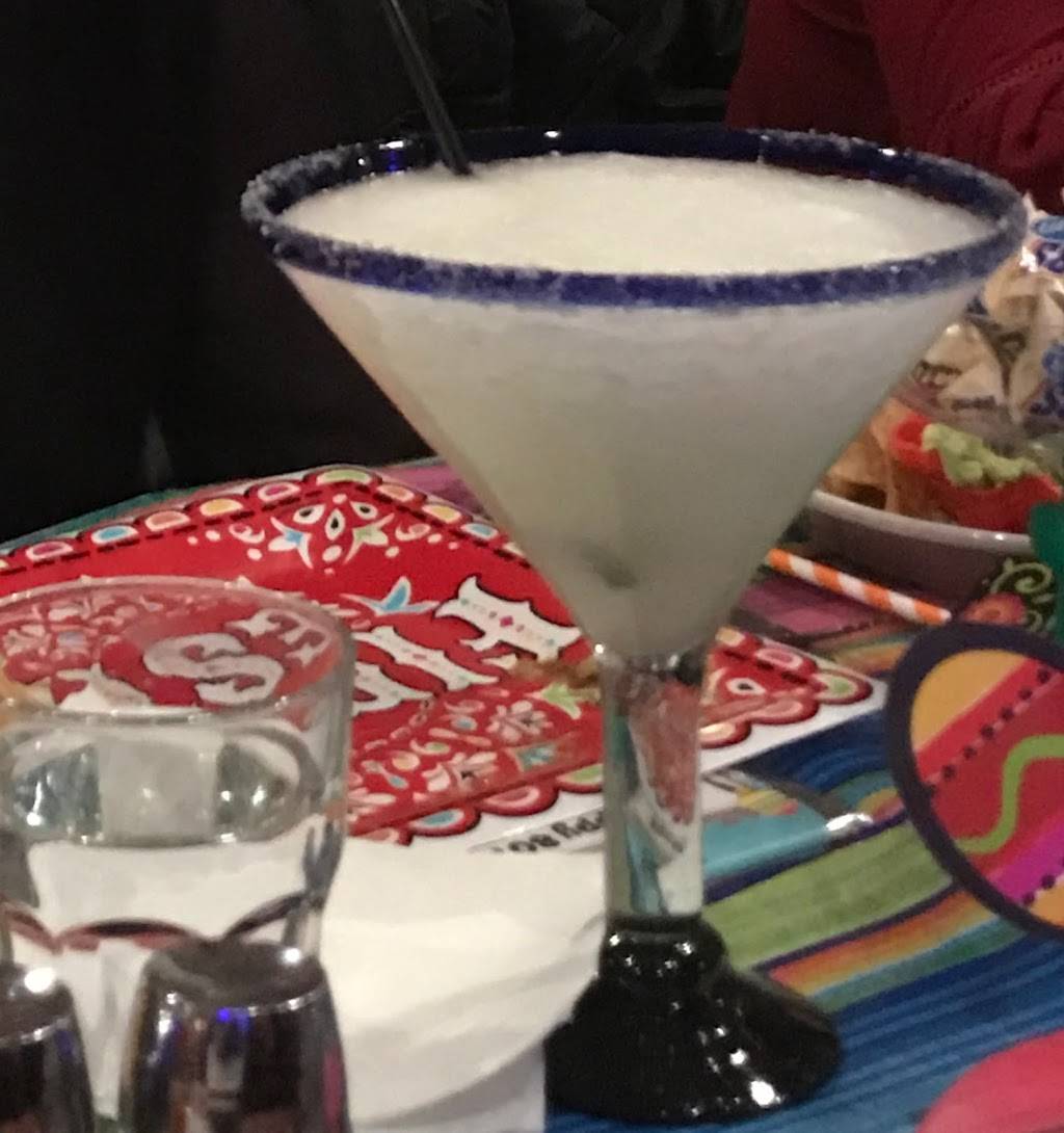 Javiers Mexican Restaurant | restaurant | 1829 Waukegan Rd, Glenview, IL 60025, USA | 8478340485 OR +1 847-834-0485